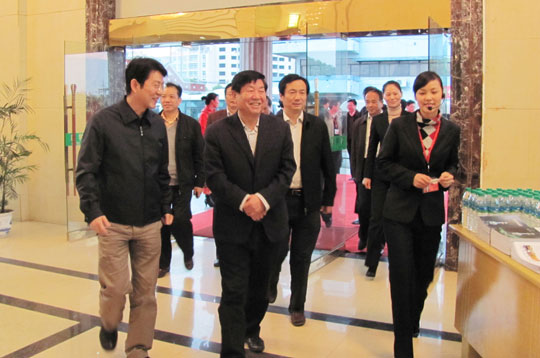 宜春市市縣（市區(qū)）人大常委會代表團蒞臨四特參觀考察